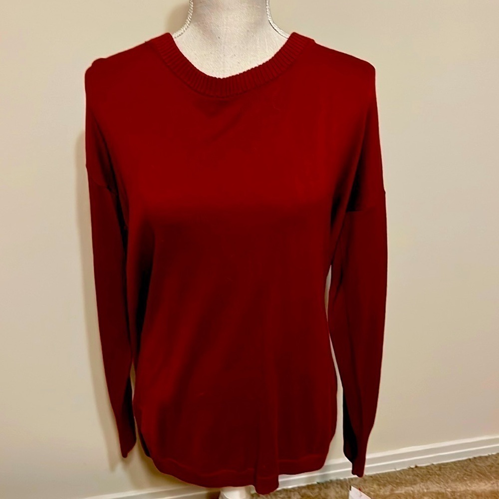 Cranberry red pullover sweater. Sz large